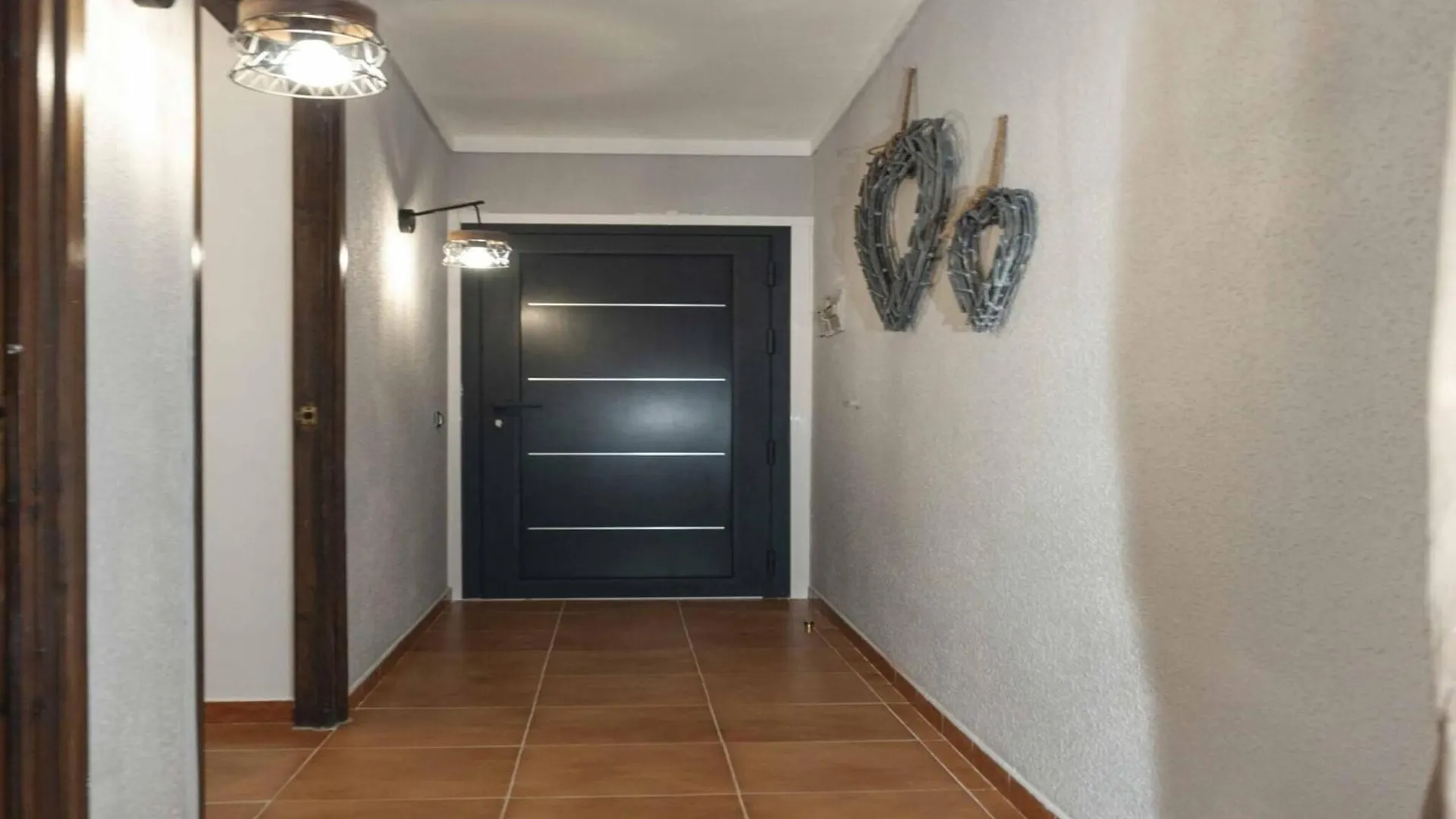 Apartment In Roses With Mountain Views